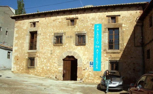 Antiguo Palacio De Atienza Hostal Exterior foto